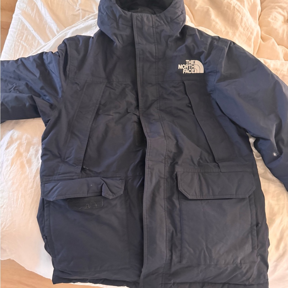 The North Face Men's Dark Blue parka Performance Jacket